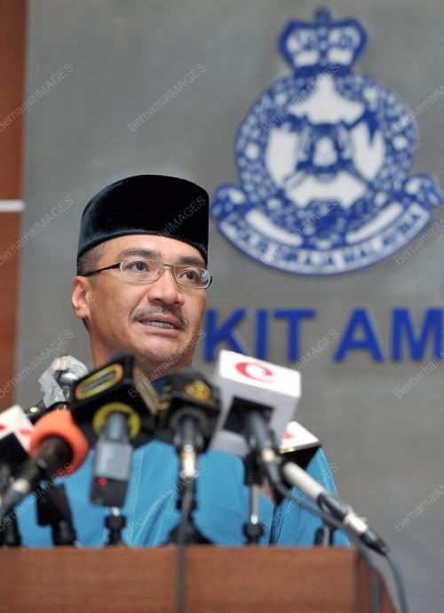 DATUK SERI HISHAMMUDDIN TUN HUSSEIN