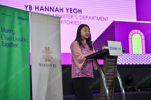 HANNAH YEOH