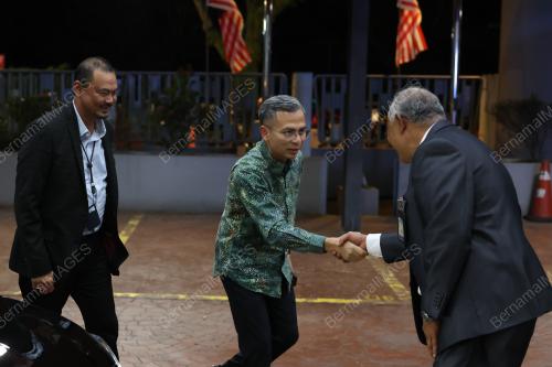 FAHMI FADZIL