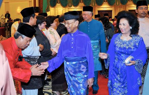 KL55_11092012_AGONG_ADILFITRI