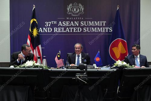 SIDANG KEMUNCAK ASEAN KE 37