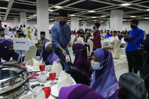 DATUK SERI MOHAMAD HASAN