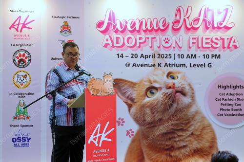 DATUK AZMAN ABIDIN