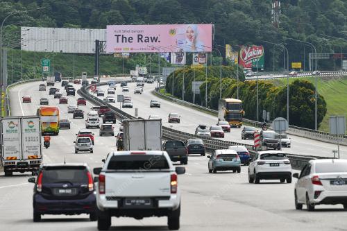 TINJAUAN ALIRAN TRAFIK TOL DUTA