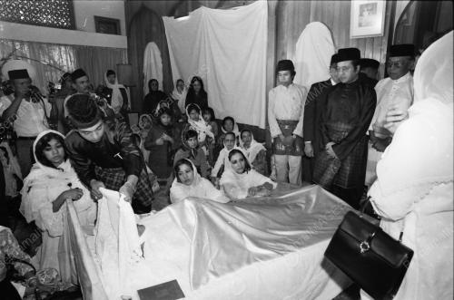 TAN SRI SYED NASIR