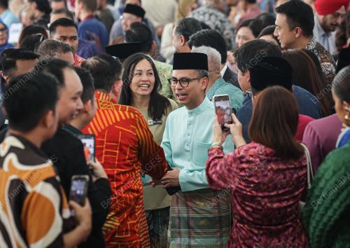 DATUK FAHMI FADZIL
