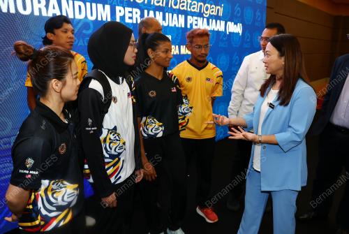 HANNAH YEOH