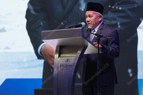 DATUK SERI TUAN IBRAHIM TUAN MAN