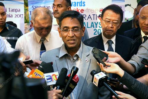 KL55_20062017_ROKOK_BN201706197440
