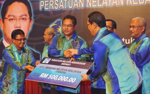 DATUK SERI NOH OMAR