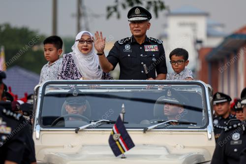 TAN SRI ACRYl SANI ABDULLAH SANI