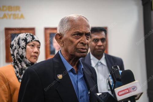 DATUK KARU SELVARATNAM