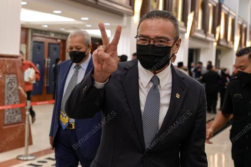 DATUK SERI HISHAMMUDDIN TUN HUSSEIN