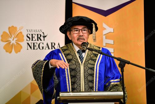 TAN SRI MAZLAN LAZIM