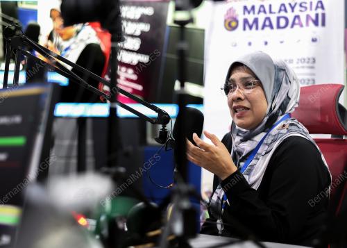 SYARINA KASSIM