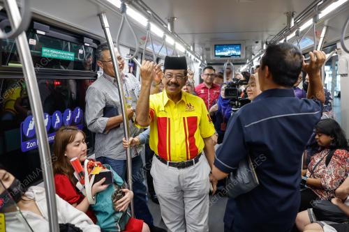 TAN SRI ABD KARIM MUNISAR