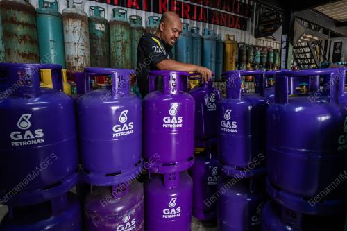 GAS PETROLEUM CECAIR (LPG) KOMERSIAL