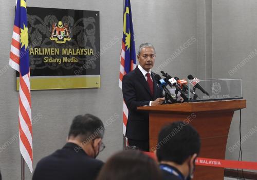 TAN SRI AZHAR AZIZAN HARUN
