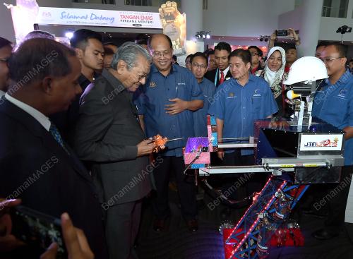 KL56_04102018_PM_BN201810029642