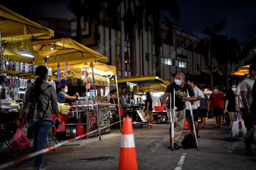 PASAR MALAM BEROPERASI SEMULA KETIKA PKP