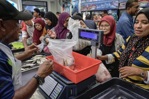 PASAR NELAYAN BANDAR TAMAN BUKIT CHERAS