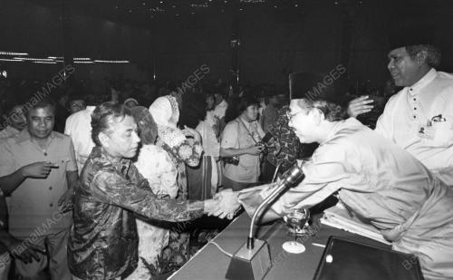 KL56_08072015_MESYUARAT_UMNO