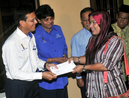 KL56_10042013_BANTUAN