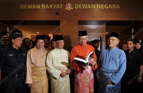 KL56_10102014_BAJET