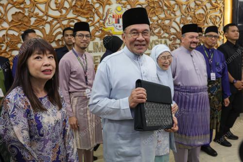 DATUK SERI ANWAR IBRAHIM