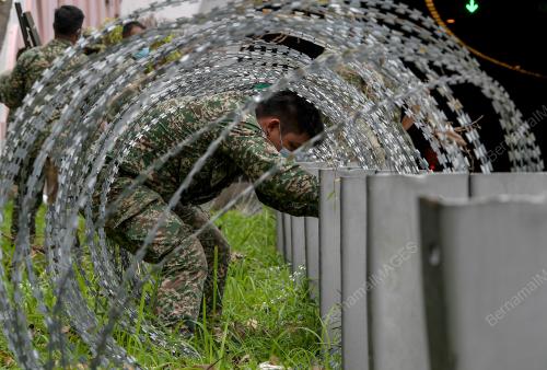 PERINTAH KAWALAN PERGERAKAN DIPERKETATKAN DI KAWASAN KAMPUNG SUNGAI PENCHALA