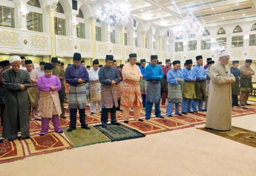 TUANKU MIZAN ZAINAL ABIDIN
