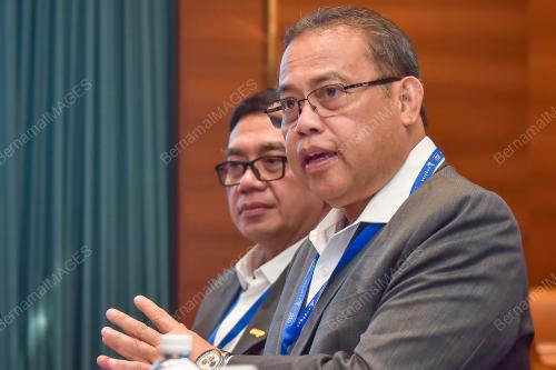 DATUK SERI DR ABDUL FATTAH ABDULLAH