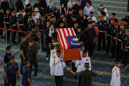 ALLAHYARHAM TUN ABDULLAH AHMAD BADAWI