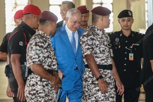 DATUK SERI NAJIB TUN RAZAK