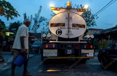 KL56_18032006_AIR_BN201803050890