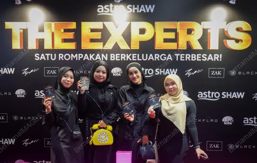 TAYANGAN GALA FILEM THE EXPERTS