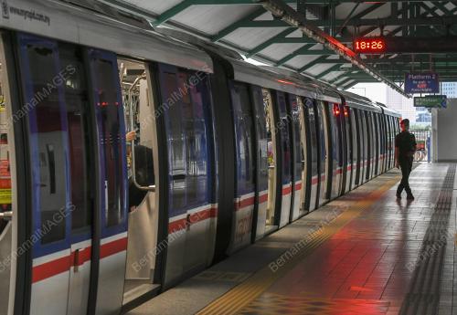 KL56_19042018_LRT