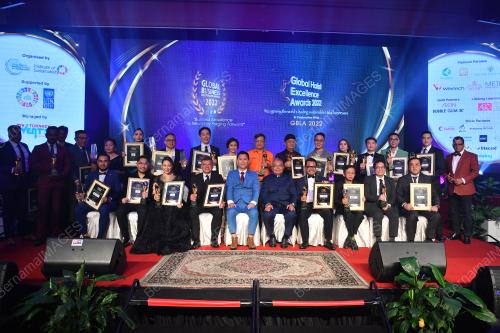 DATUK SERI MOHD REDZUAN MD YUSOF