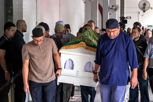 ALLAHYARHAM PROF EMERITUS DATUK ABU BAKAR