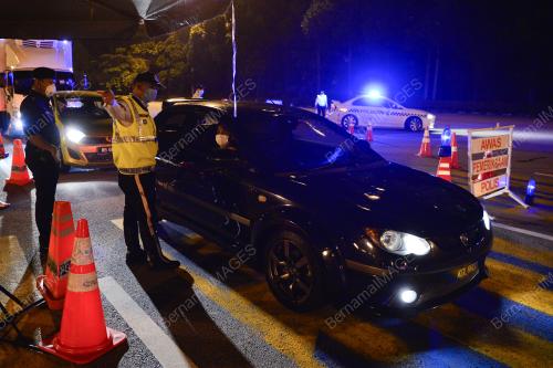 SEKATAN JALAN RAYA PLAZA TOL DUTA - PERINTAH KAWALAN PERGERAKAN