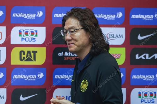 KIM PAN GON