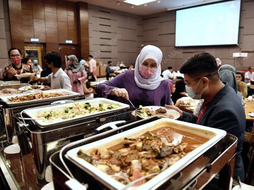 DATUK SERI RINA MOHD HARUN
