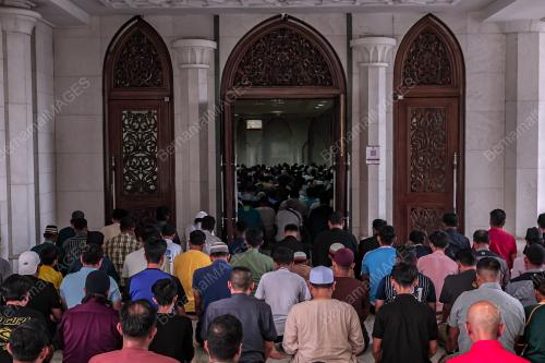 SOLAT JUMAAT PERTAMA PADA MAAL HIJRAH 1447