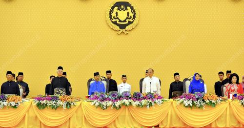 KL56_28022014_AGONG