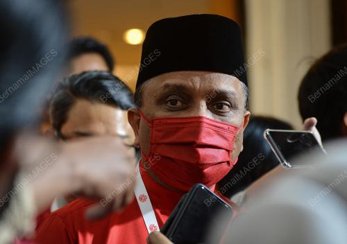 DATUK SERI REEZAL MERICAN NAINA MERICAN