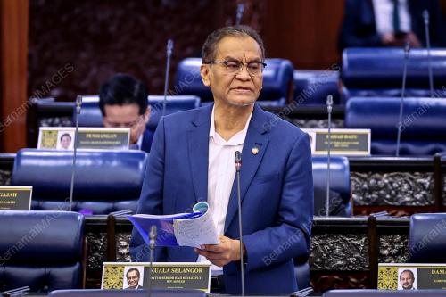 DATUK SERI DR DZULKEFLY AHMAD