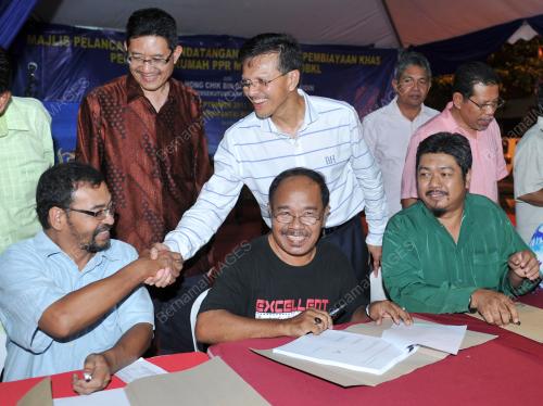 KL56_30092012_MOU