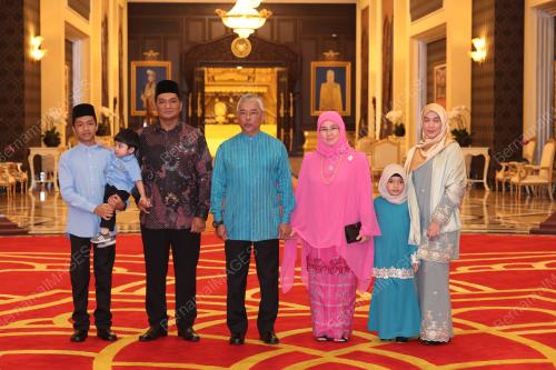 AL-SULTAN ABDULLAH RI'AYATUDDIN AL-MUSTAFA BILLAH SHAH