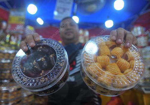 PERSIAPAN RAYA