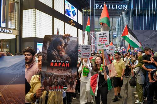 PROTES JALAN-JALAN PALESTIN